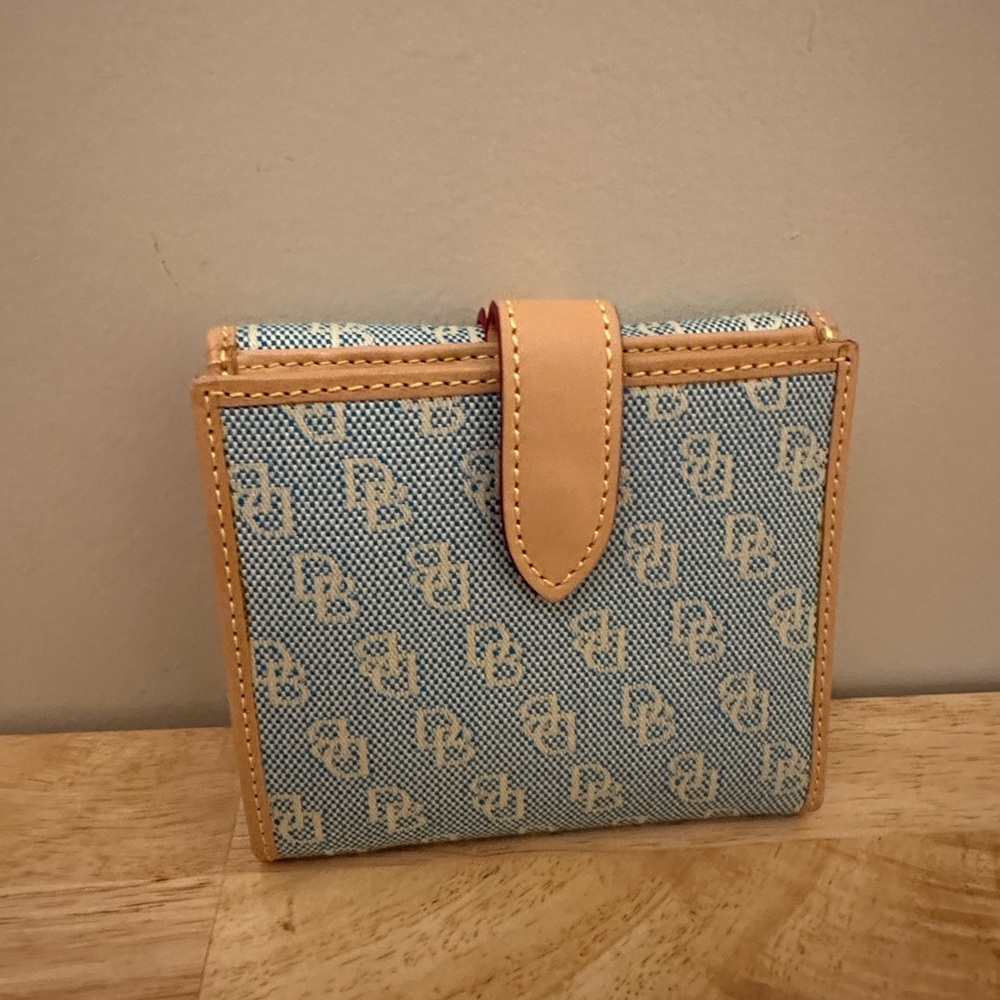 Dooney & Bourke Blue and Tan Signature Wallet - Picture 11 of 11